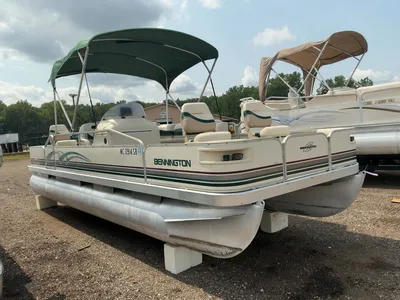 Used 2001 BENNINGTON 227 FS Boats (Misc) Michigan US | Miedema Asset Management Group #1321235