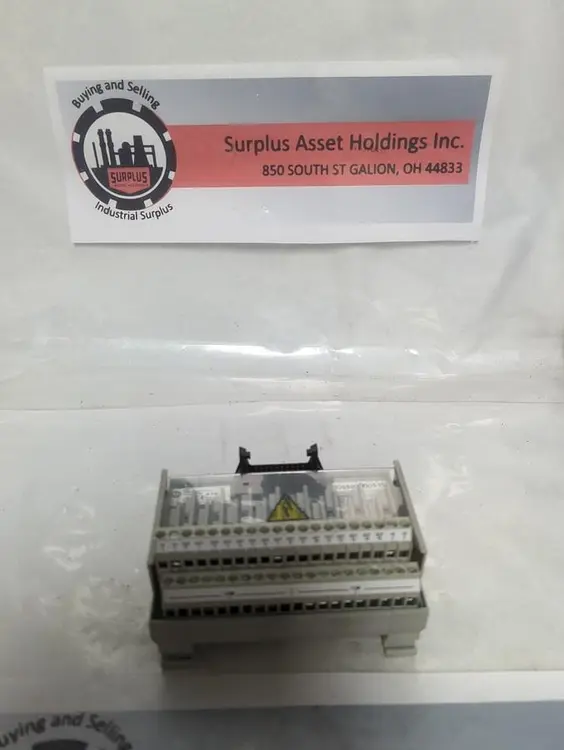 Used ALLEN-BRADLEY 1492-IFM20F-F24-2 Industrial Controls Ohio US | Surplus Asset Holdings #1412775