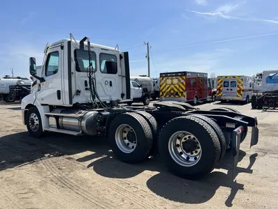 Used 2021 FREIGHTLINER CASCADIA Conventional trucks Minnesota US | Carco Truck & Equipment #1513697