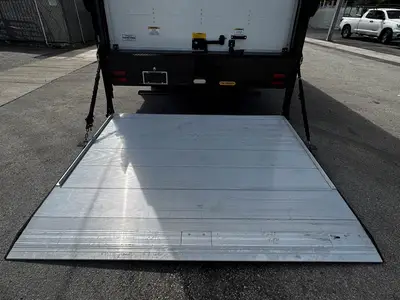 Used 2020 ISUZU NPR EFI Box trucks Florida US | Truck and Van Outlet #1509218