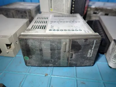 USED WATTS FLUIDAIR R11906J/M2