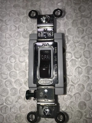 NEW HUBBELL HBL1222