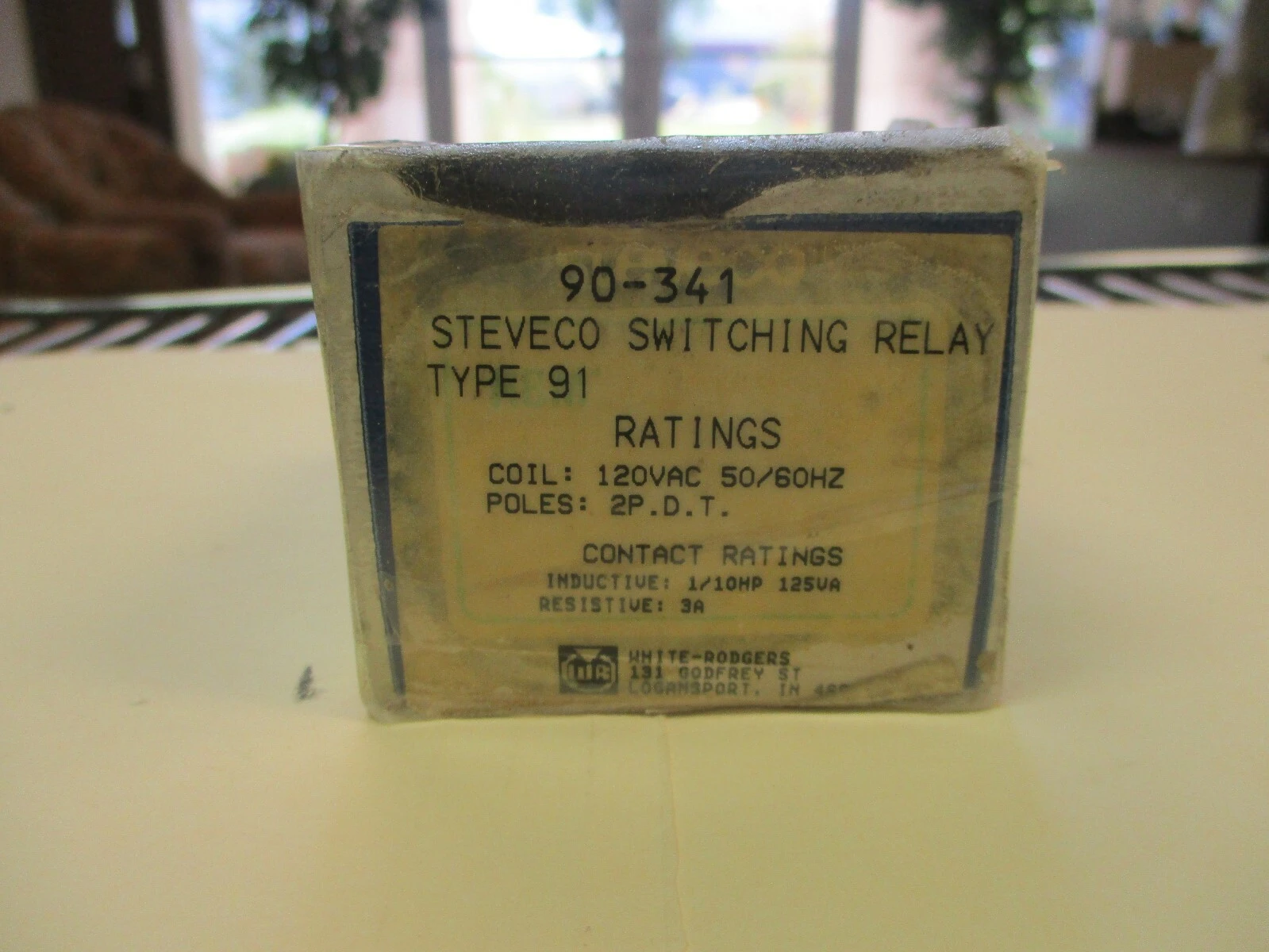 NEW Steveco Switching Relay 90-341
