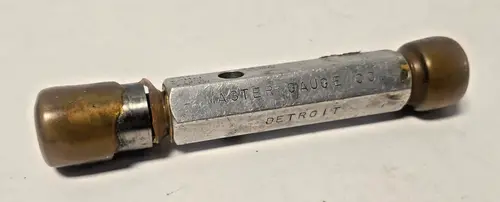Used _UNKNOWN_ 4654654645555 Pin & Plug Gages California US | Amiron Machinery #745676