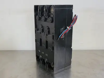 175 Amp, 3 Pole, 600 volts Circuit Breaker