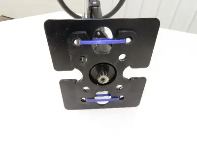 Landoll B30/42E180D Forklift Steering Wheel Column Adjustable With Mount Bracket