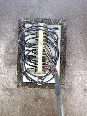 Minster Monitor Flow Lube System Indicator *Sold Individually*