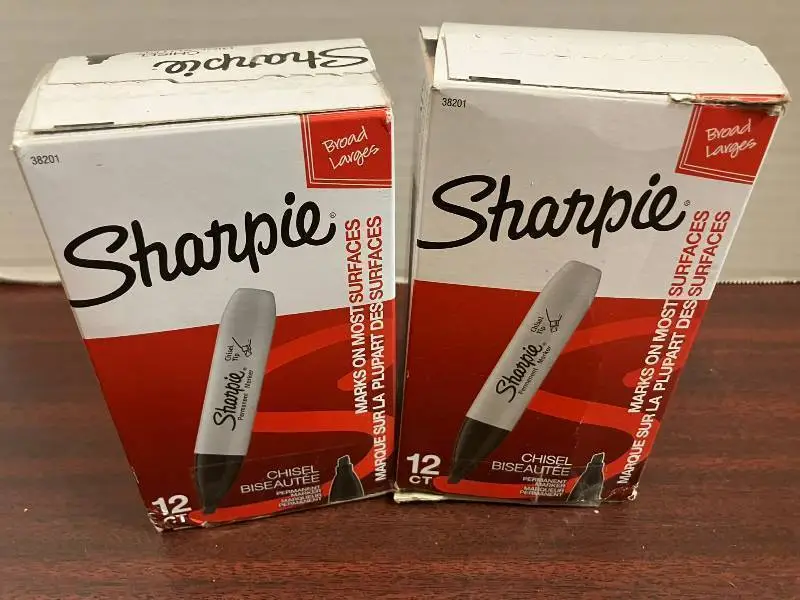 Sharpie Chisel Tip Markers