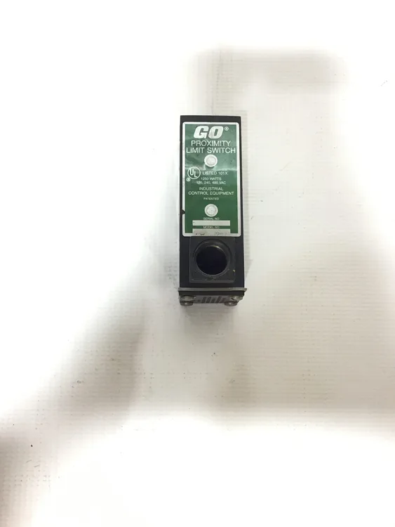 Used GO _UNKNOWN_ Relays & Switches Pennsylvania US | Moses B Glick #989980