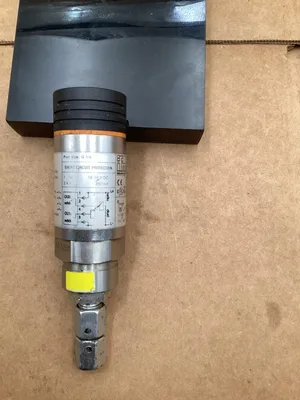 IFM Electronic Pressure Sensor PN7004