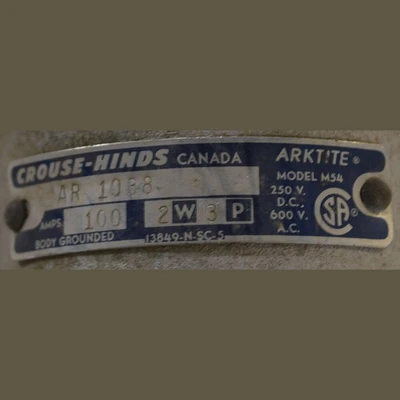Crouse-Hinds Arktite Plug