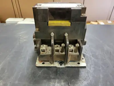 USED CUTLER-HAMMER C10FN3