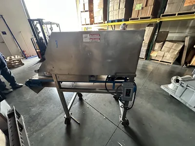 USED URSCHEL LABORATORIES L-A WITH DISCHARGE CONVEYOR