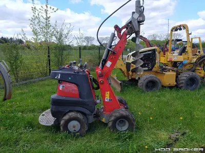 Used 2014 DITCH 2014 DITCH WITCH R300 Trenchers Florida US | HDD Broker #1346578