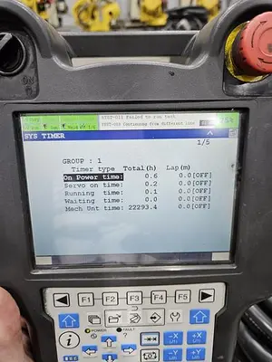 USED 2015 FANUC R-2000IC/210F