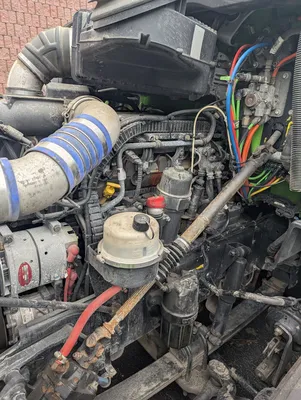 USED 2018 PETERBILT 579
