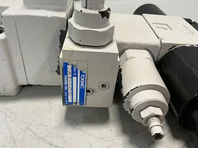 USED TOKIMEC DG4VS-3-0C-M-P7-H-7-P12-52