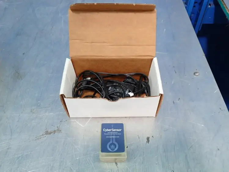 Used CYBERSENSOR _UNKNOWN_ Sensors Ohio US | HGR 24 #1187235