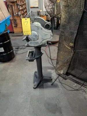 Used _UNKNOWN_ _UNKNOWN_ Pedestal Type Grinders (Double End) Texas US | IRS Auction #1320603