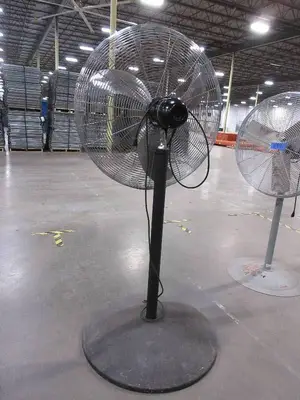 TPI   FREE STANDING PEDESTAL FAN
