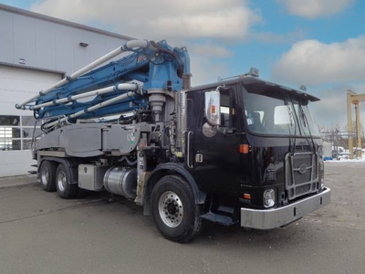 Used 2020 LIEBHERR 37 Z4 XXT Concrete Pumps Colorado US | Concrete Pump Depot #1393932