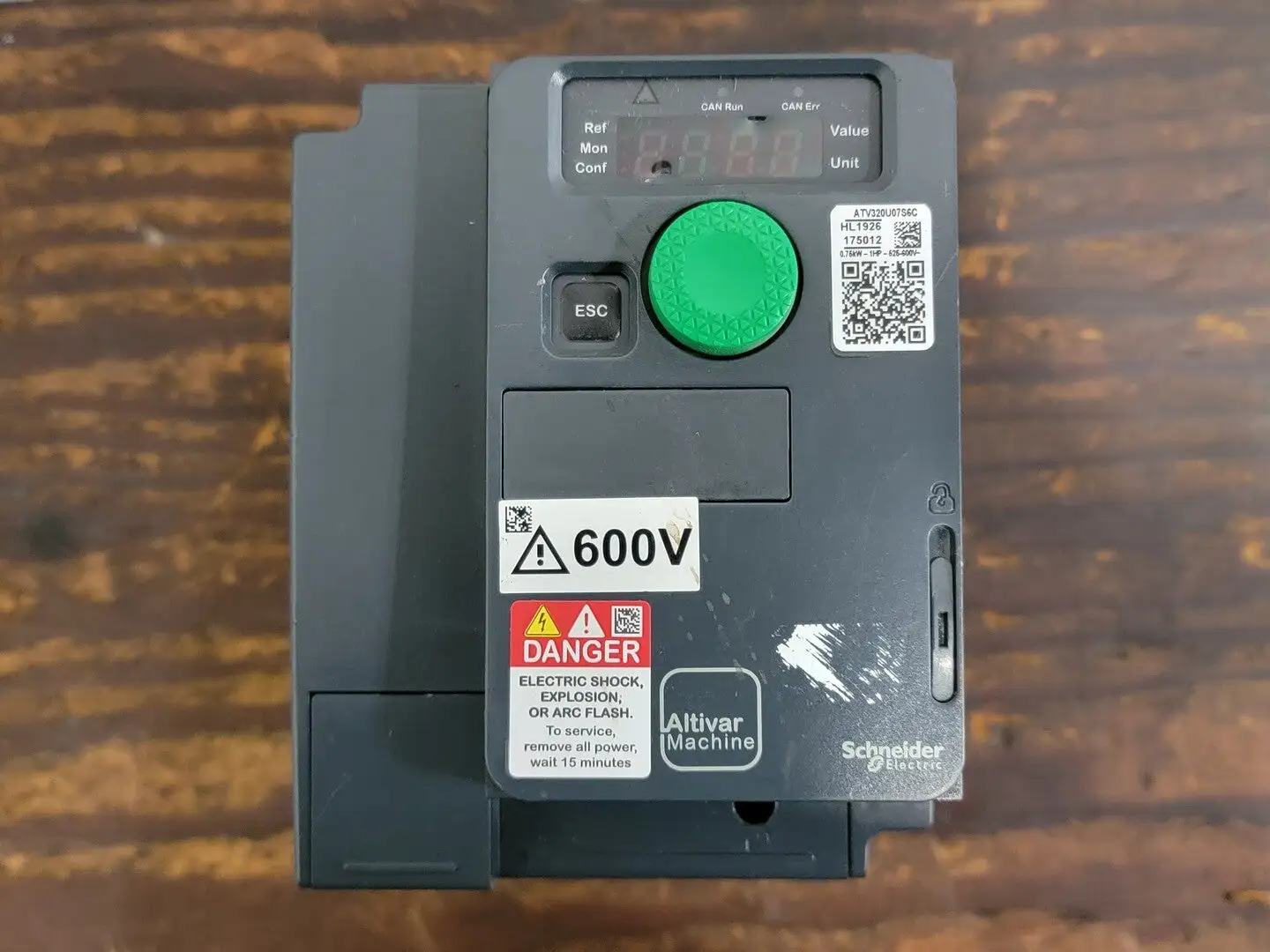USED SCHNEIDER ELECTRIC ATV320U07S6C