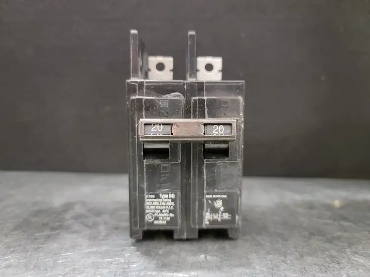 Used SIEMENS BQ2B020 Switchgears British Columbia CA | Lenmark #243897
