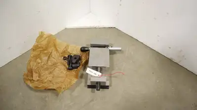 4" Milling Vise (New) - 2
