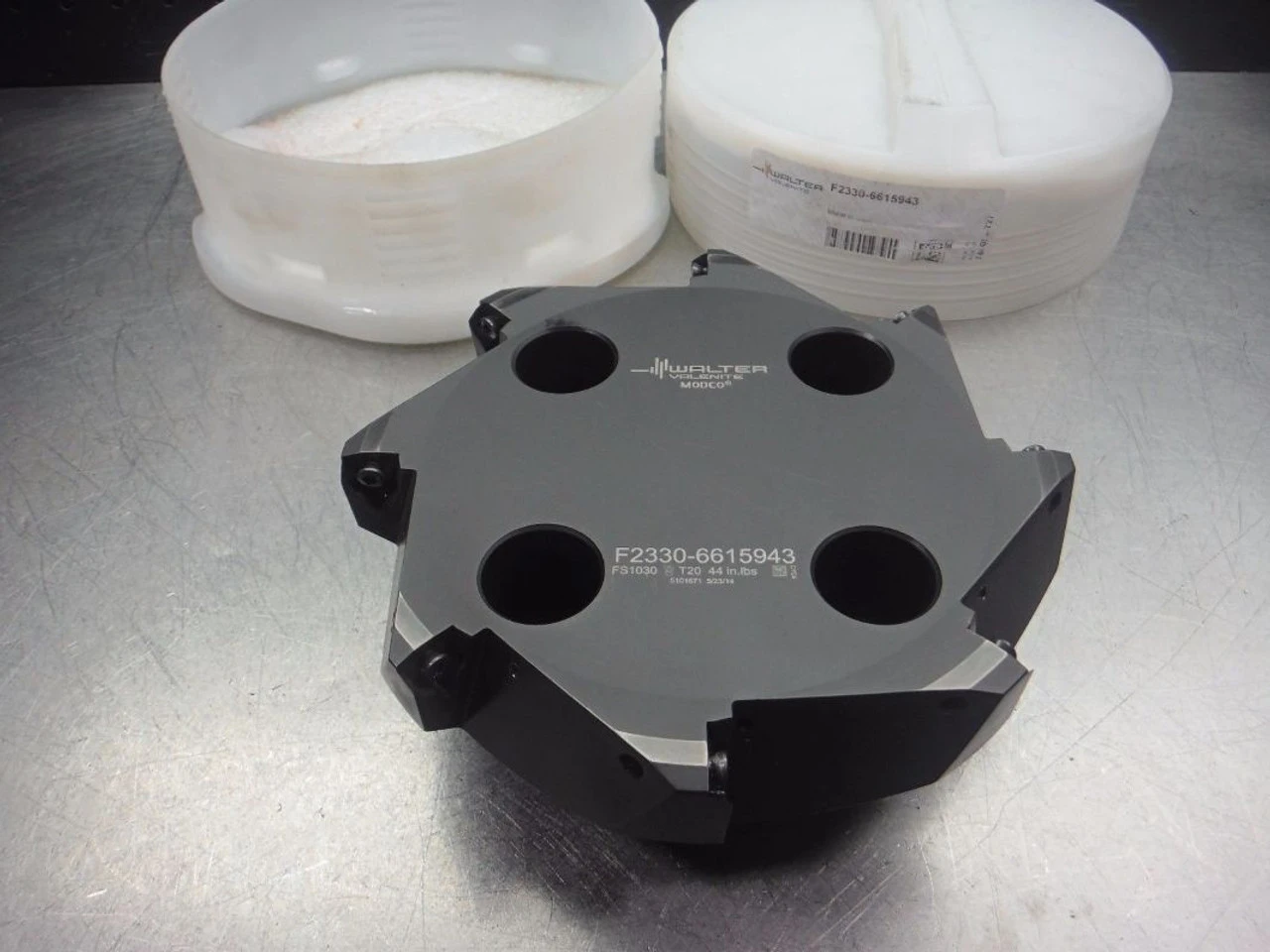 Walter 7" Indexable Facemill 2.5" Arbor F2330-6615943 (LOC2650A)