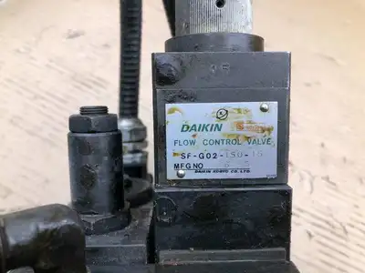 Daikin Kogyo MT-02B-40 Dual Solenoid Throttle Check Directional Control Valve
