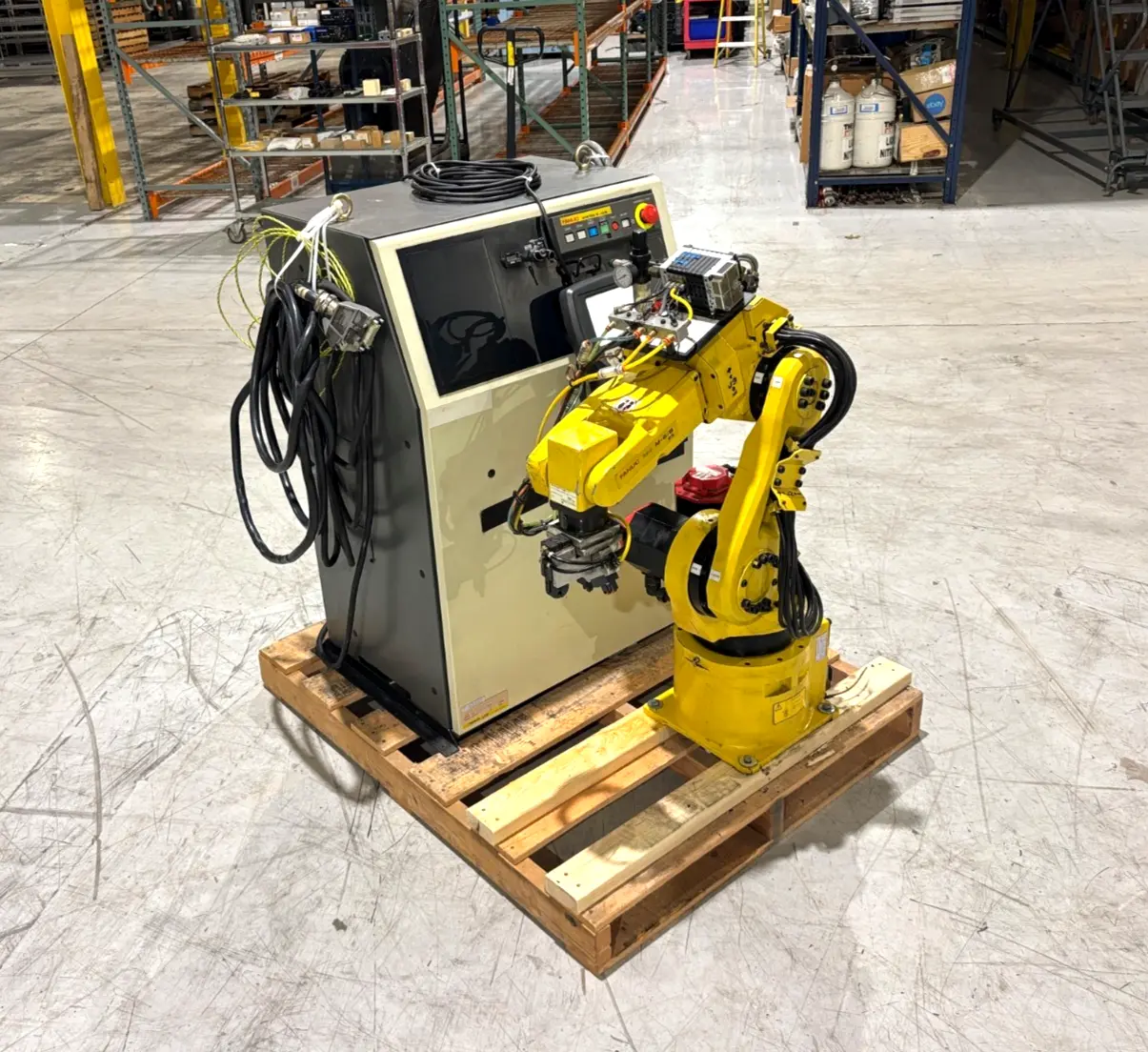 Used FANUC M-6IB ROBOT SYSTEM, CONTROLLER, CABLES, TEACH PENDANT Robot Parts | Maverick Industrial Sales #1103086