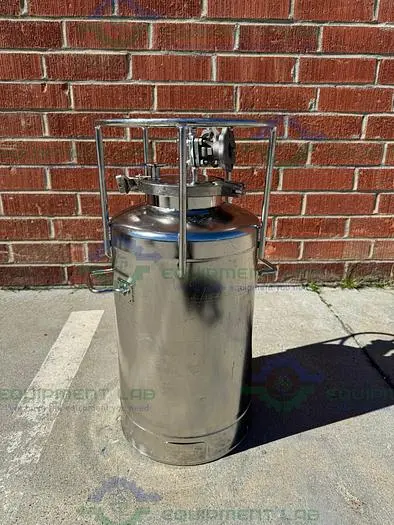 Used ALLOY PRODUCTS 10 LITER STAINLESS STEEL PROCESS / PRESSURE VESSEL 40 PSI Pressure Vessels California US | Equipment Lab #488741
