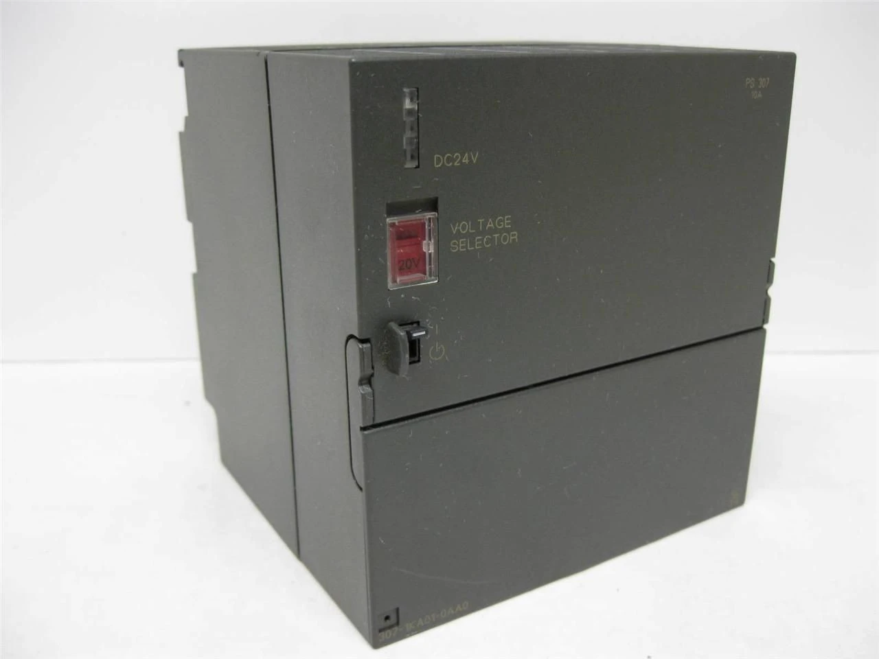 USED SIEMENS 6ES7 307-1KA01-0AA0
