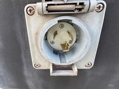 Used 2023 FORD E-350 Reefer Trucks Florida US | Truck and Van Outlet #1509225