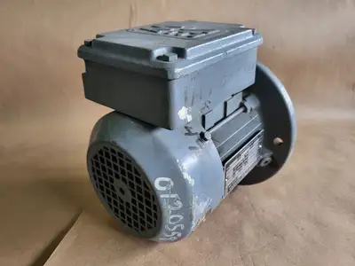 USED SEW-EURODRIVE (FA70A)DFT71D4