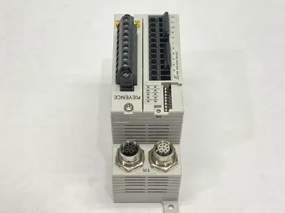 USED KEYENCE SL-R11