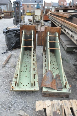 Clamping bracket 2090 x 1020 x 595 mm