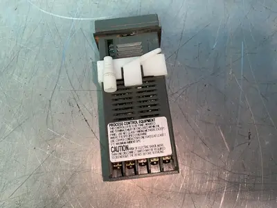 Used CHROMALOX 160010030 Temperature Controls Ohio US | HGR 24 #1406042