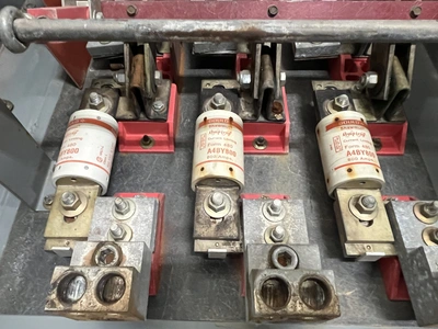 800A 3 Pole Safety Switch with 800A Amptrap A4BY800 (Fuse Model