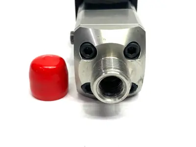 Used GRACO ULTRA-LITE 1K SINGLE COMPONENT DISPENSE VALVE, 45 DEGREE CONNECTI Valves/Fittings | Maverick Industrial Sales #1102671