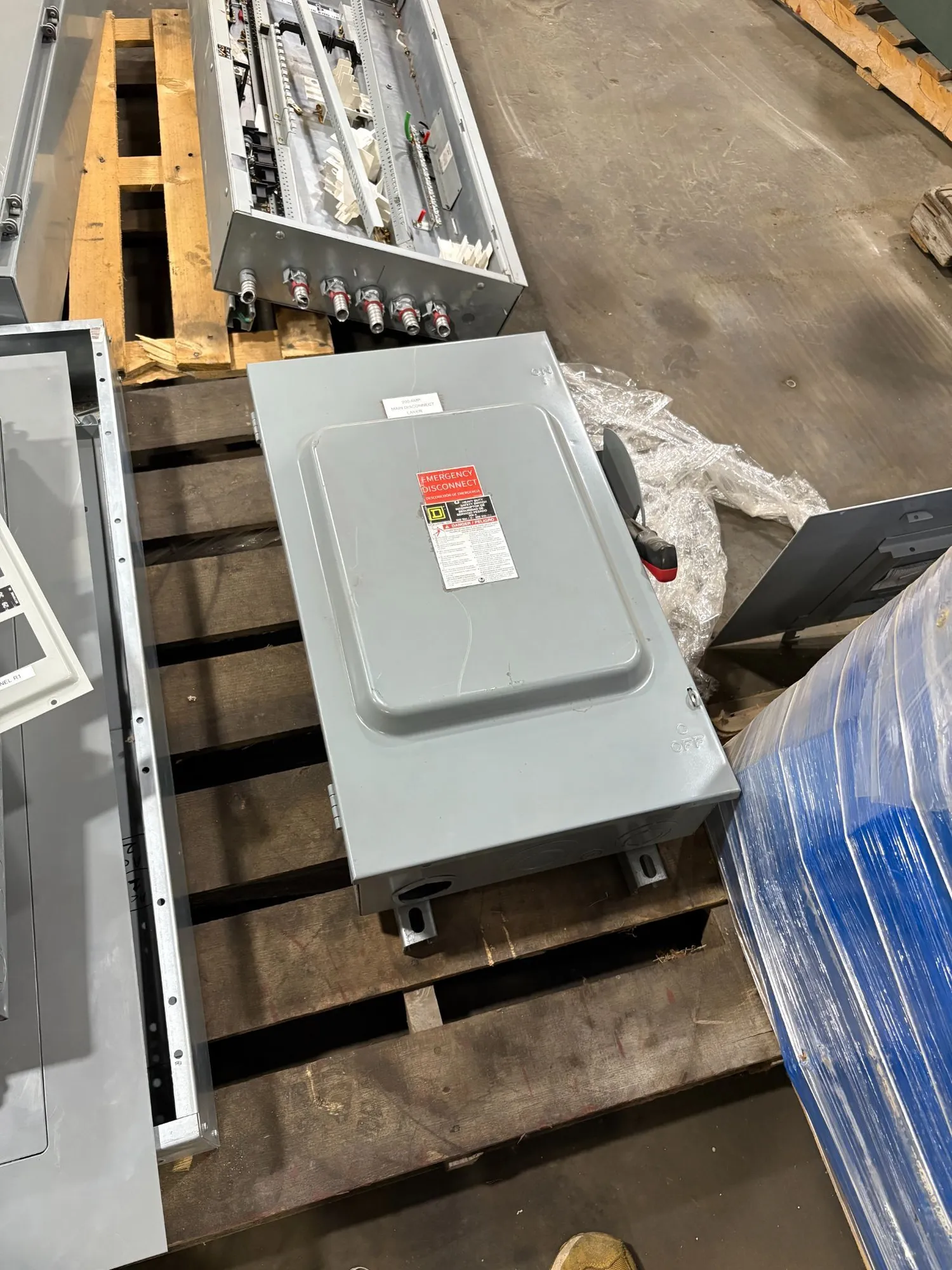 USED Square D H364