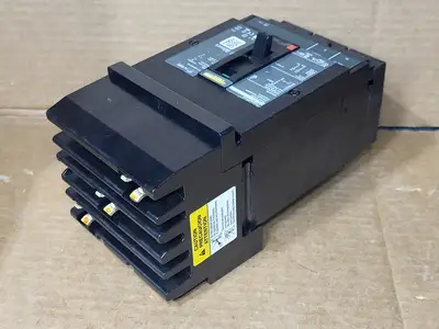 NEW SQUARE D HDA36100