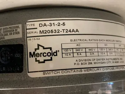 New | in-Stock MERCOID DA-31-2-5 Pressure Switches Ohio US | Surplus Asset Holdings #1227933