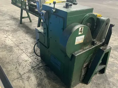 Used THE LEWIS MACHINE CO. 2CG Wire Straighteners & Cut-Offs Ohio US | HGR 24 #1415136