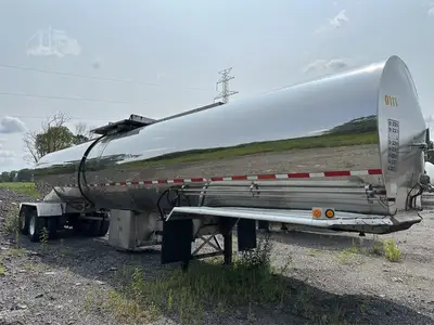 Used 1999 STAINLESS TANK & EQUIPMENT _UNKNOWN_ Tanker Trailers Indiana US | Lakeshore Equipment Sales #1546609