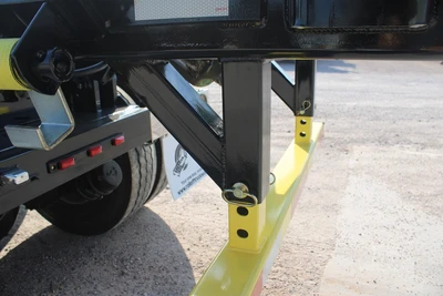 New | in-Stock 2027 FREIGHTLINER 114SD PLUS Rolloff Trucks Texas US | Roll Off Truck World #1507657
