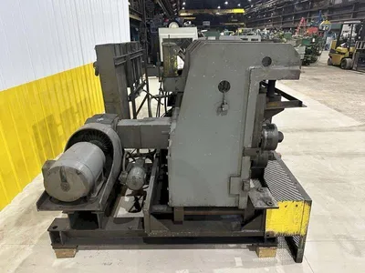 SUTTON 2" X 8 STAND 2 PLANE HEX, ROUND, FLAT SHAPE STRAIGHTNER (14540) STRAIGHTENERS, FLAT & SHAPE | Machinery International LLC (18)