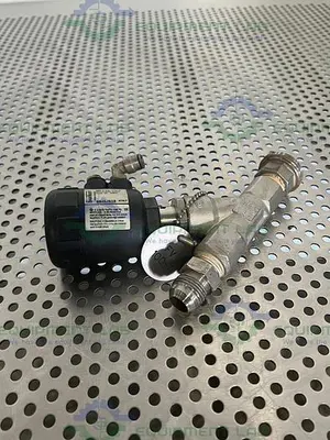 USED BURKERT 00462610 SOLENOID VALVE 1/2 PTFE W/ THREADED TO 1/2" NPT FITTING 145 PSI