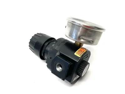 USED WILKERSON MODULAR PRESSURE REGULATOR, FULL FLOW PORTS 1/4" NPT