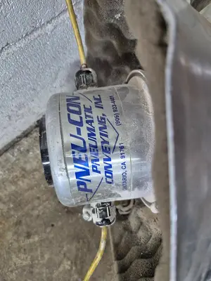 Pneu-Con Vacuum Loader